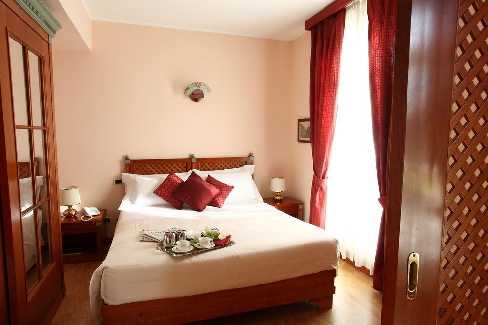 Residenza Delle Aparthotel 4*